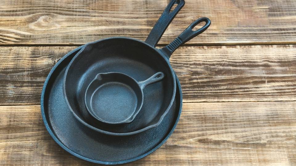 is cast iron good for health
